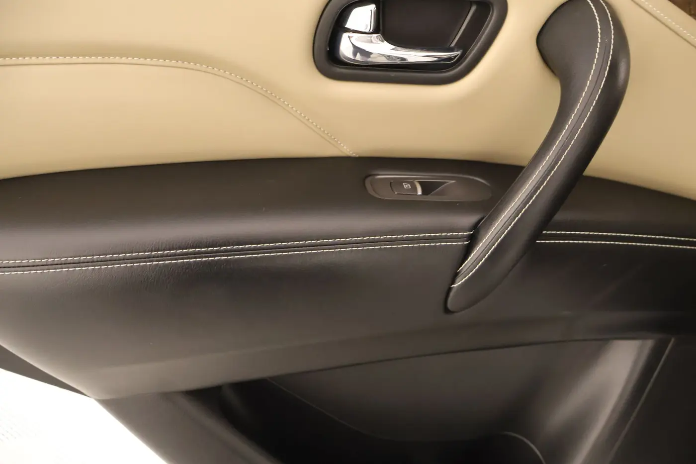 2021 INFINITI QX80 - $30,479