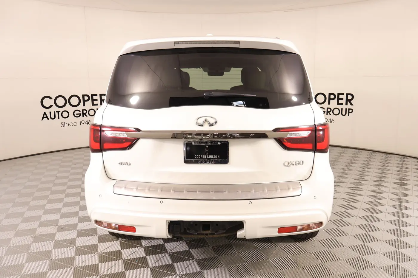 2021 INFINITI QX80 - $30,479