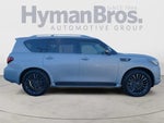 2022 QX80 Thumbnail 2