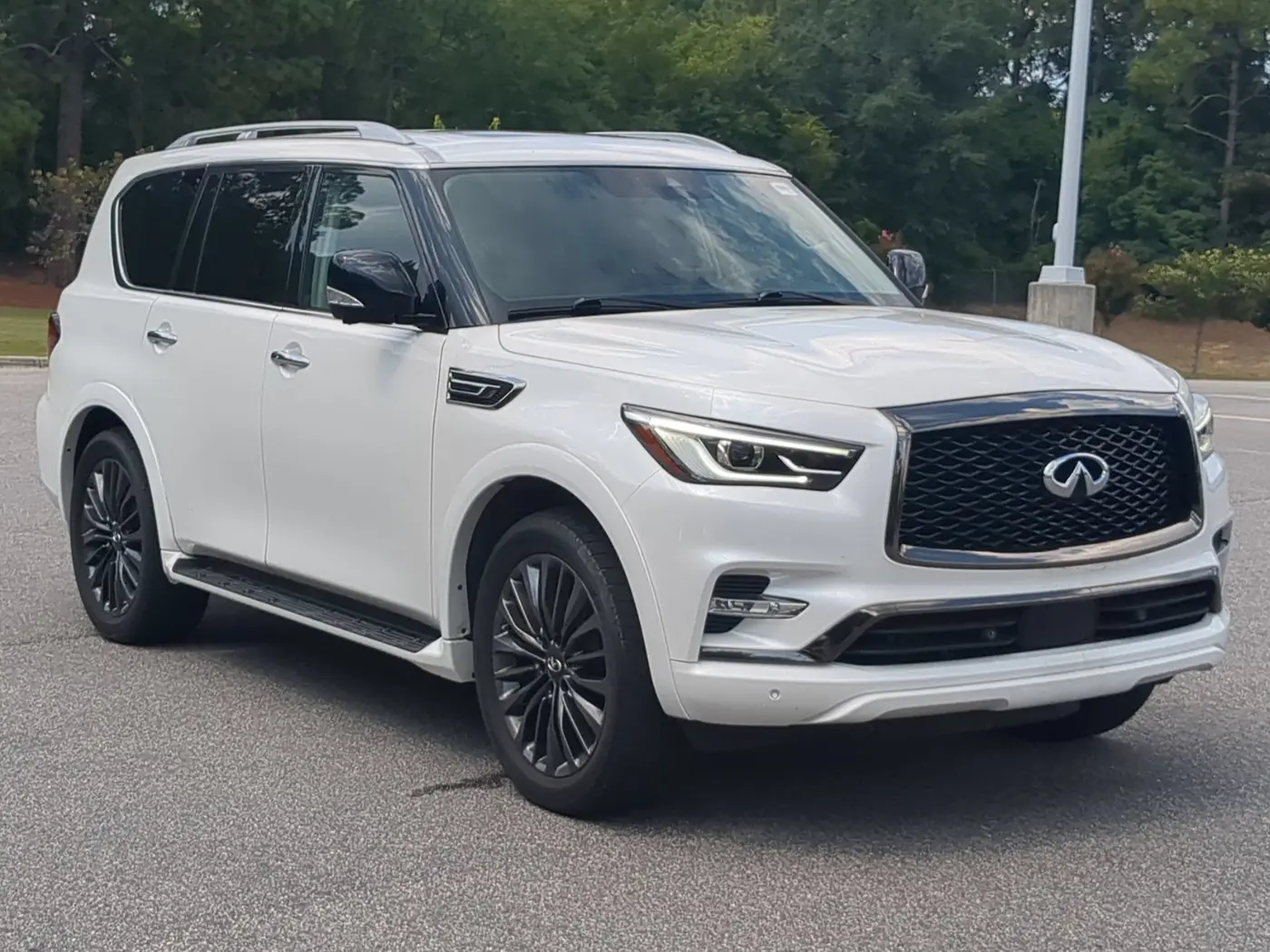 2022 INFINITI QX80 - $42,680