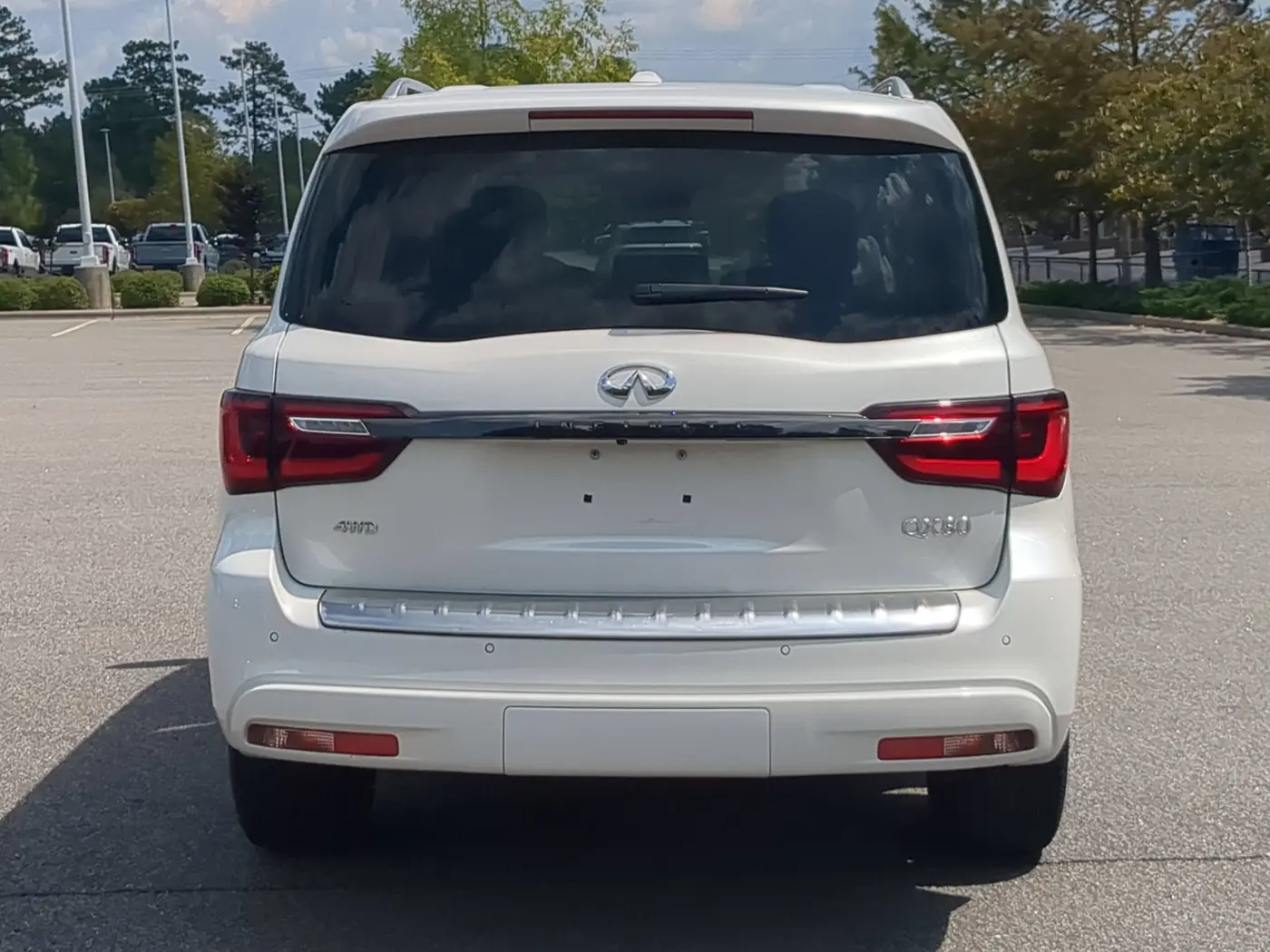 2022 INFINITI QX80 - $42,680