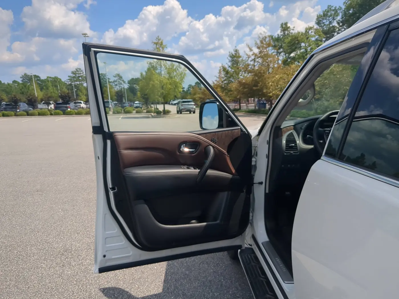 2022 INFINITI QX80 - $42,680
