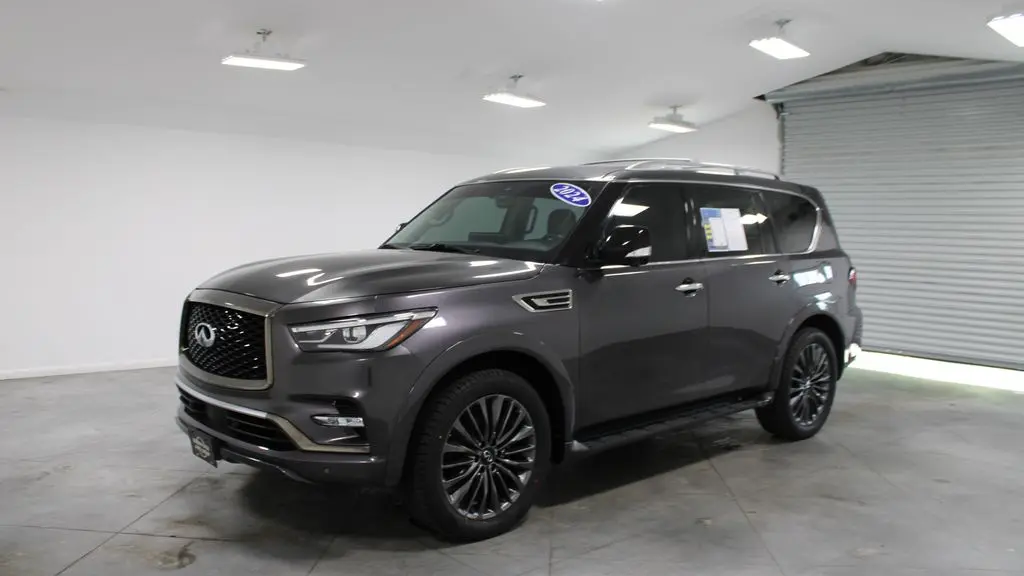 2024 INFINITI QX80 Luxe