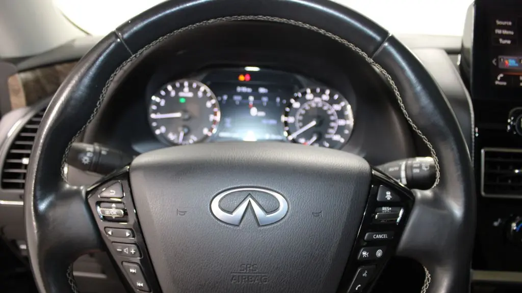 2024 INFINITI QX80 Luxe