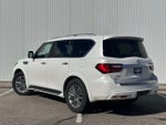 2021 QX80 Thumbnail 3