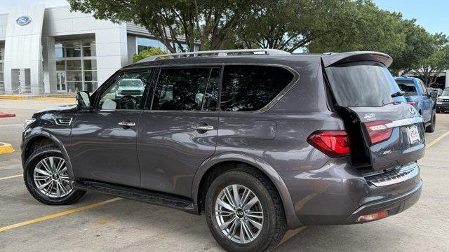 2024 INFINITI QX80 Luxe