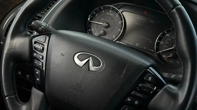 2022 INFINITI QX80 Luxe
