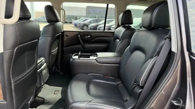 2022 INFINITI QX80 Luxe