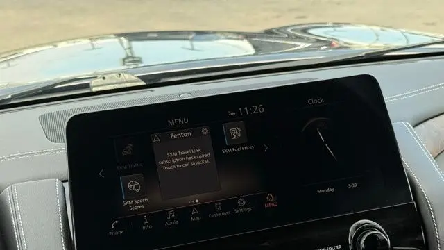 2022 INFINITI QX80 Luxe