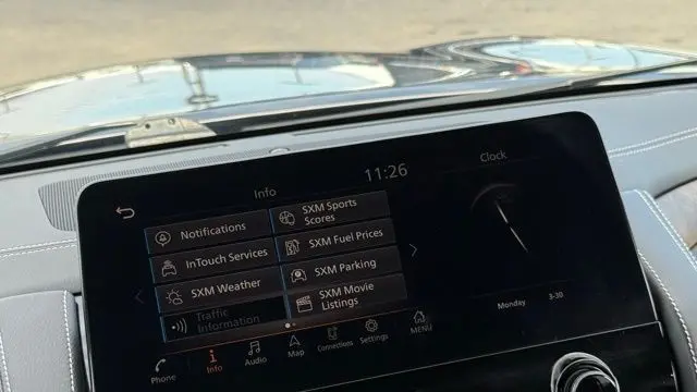 2022 INFINITI QX80 Luxe