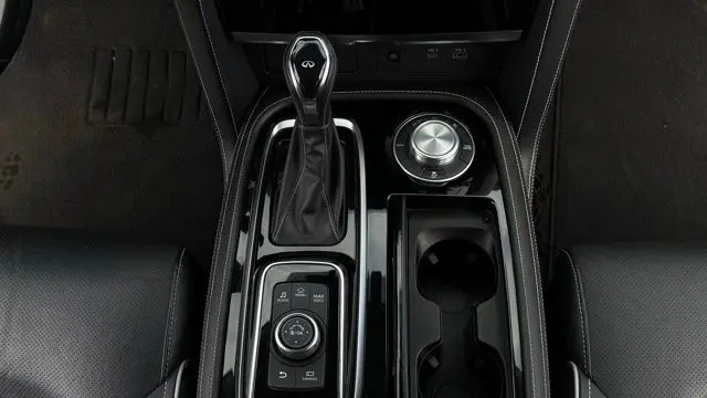 2022 INFINITI QX80 Luxe