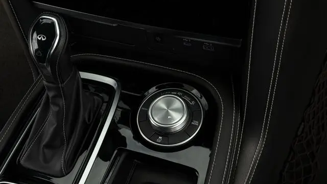 2022 INFINITI QX80 Luxe