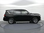 2022 QX80 Thumbnail 5