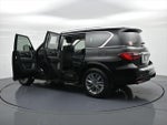 2022 QX80 Thumbnail 25