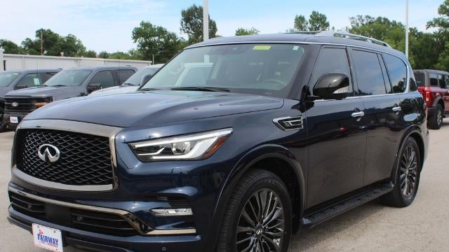 2022 INFINITI QX80 Luxe
