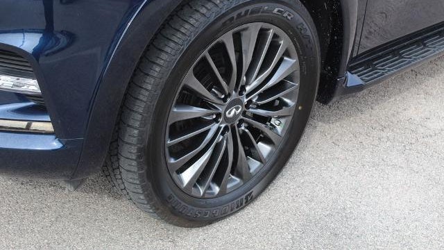 2022 INFINITI QX80 Luxe