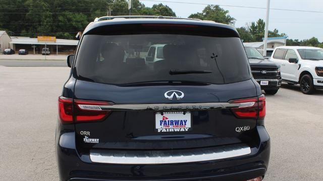 2022 INFINITI QX80 Luxe