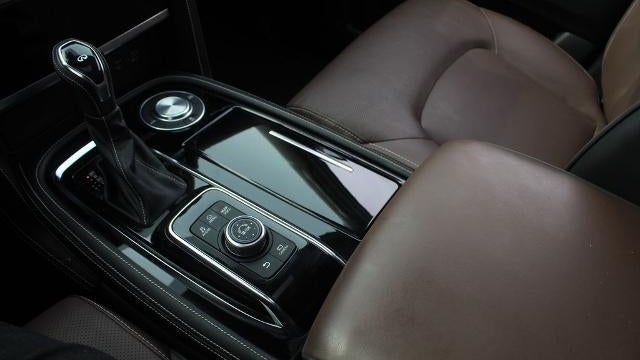 2022 INFINITI QX80 Luxe