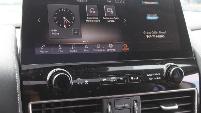 2022 INFINITI QX80 Luxe