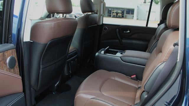 2022 INFINITI QX80 Luxe