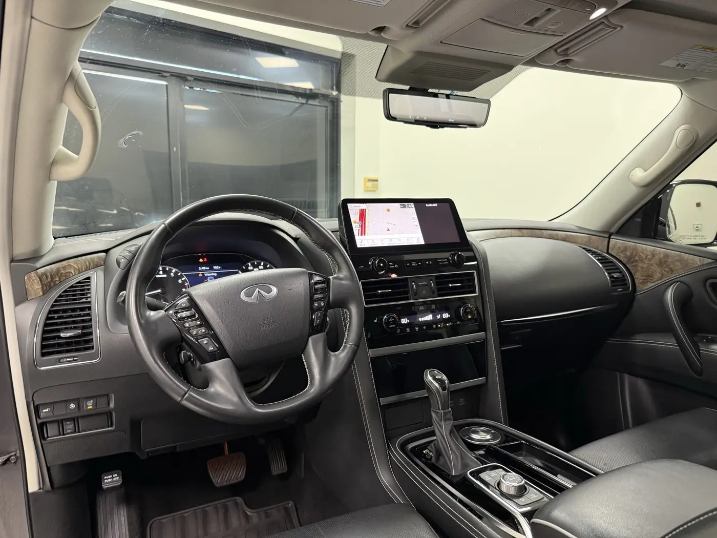 2022 INFINITI QX80 - $32,499