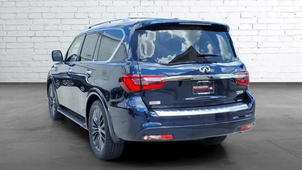 2021 INFINITI QX80 Premium Select