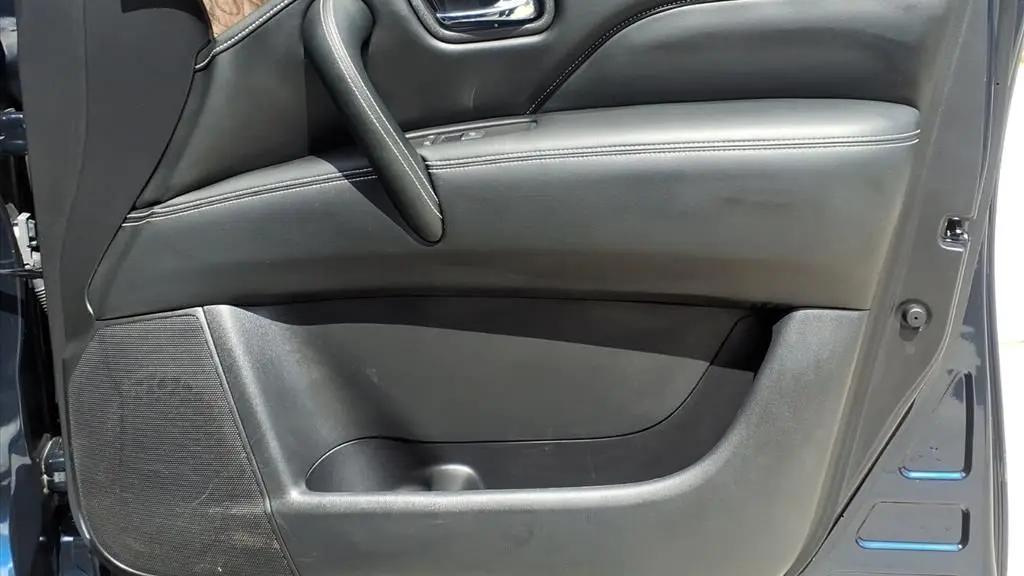 2021 INFINITI QX80 Premium Select