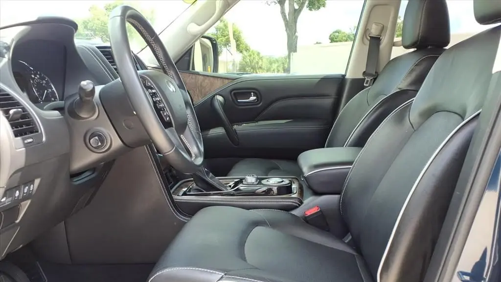 2021 INFINITI QX80 Premium Select
