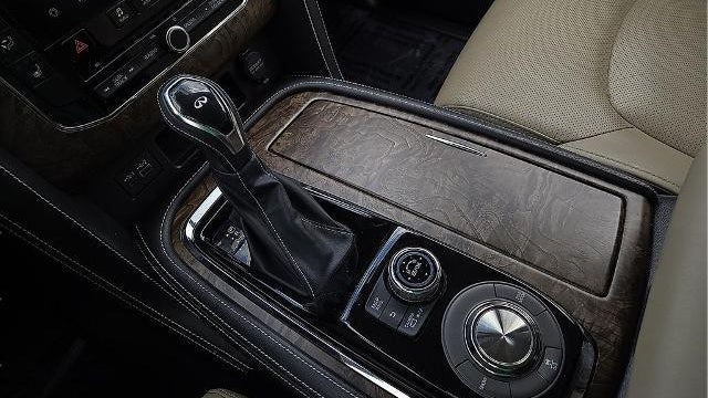 2021 INFINITI QX80 Premium Select