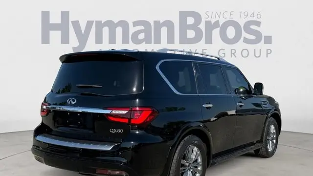 2022 INFINITI QX80 Luxe