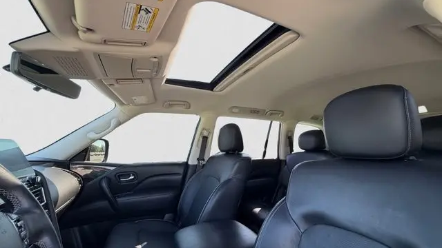 2022 INFINITI QX80 Luxe