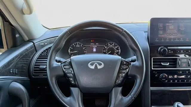 2022 INFINITI QX80 Luxe