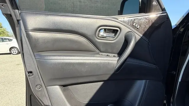 2022 INFINITI QX80 Luxe