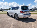 2023 QX80 Thumbnail 3
