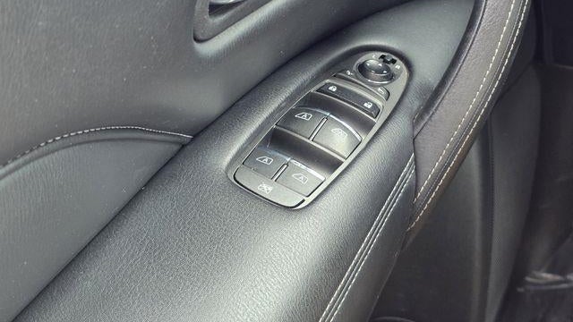 2021 INFINITI QX80 Luxe