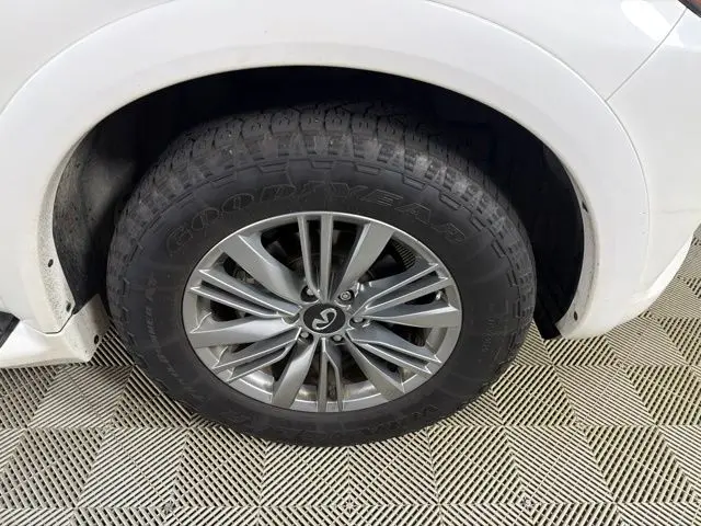 2021 INFINITI QX80 - $28,500
