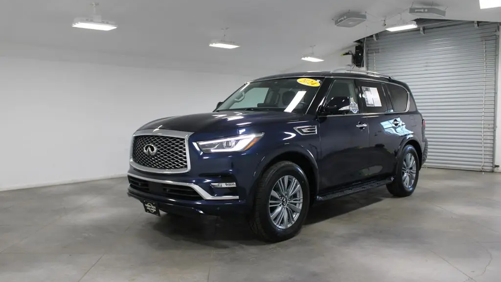 2024 INFINITI QX80 Luxe