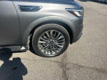 2021 QX80 Thumbnail 11