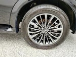 2023 QX80 Thumbnail 9
