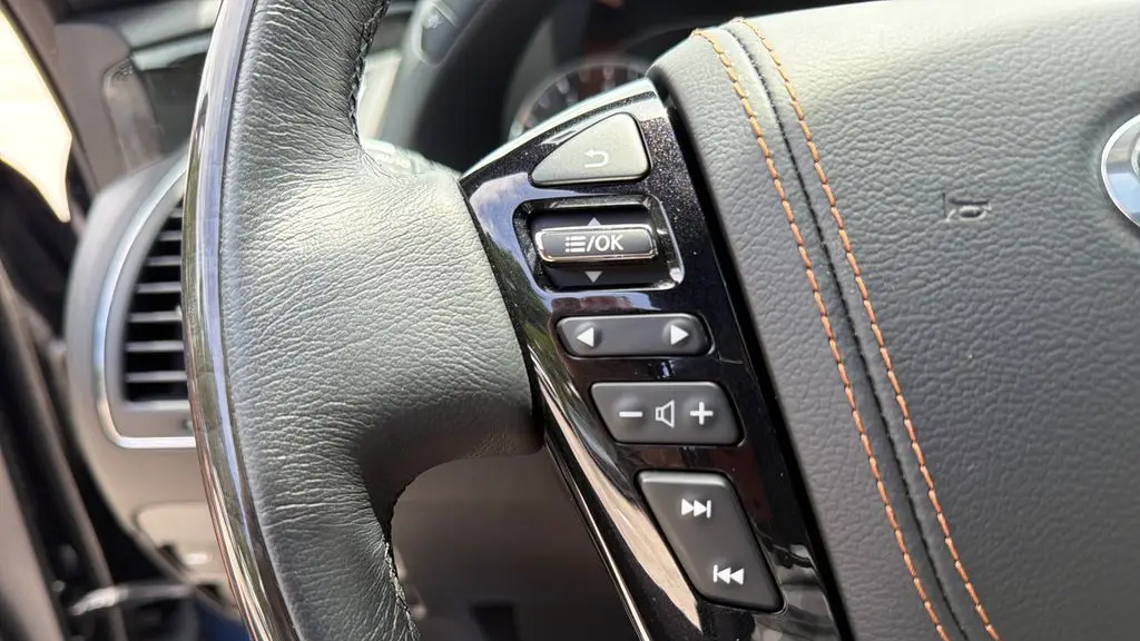 2023 INFINITI QX80 Sensory