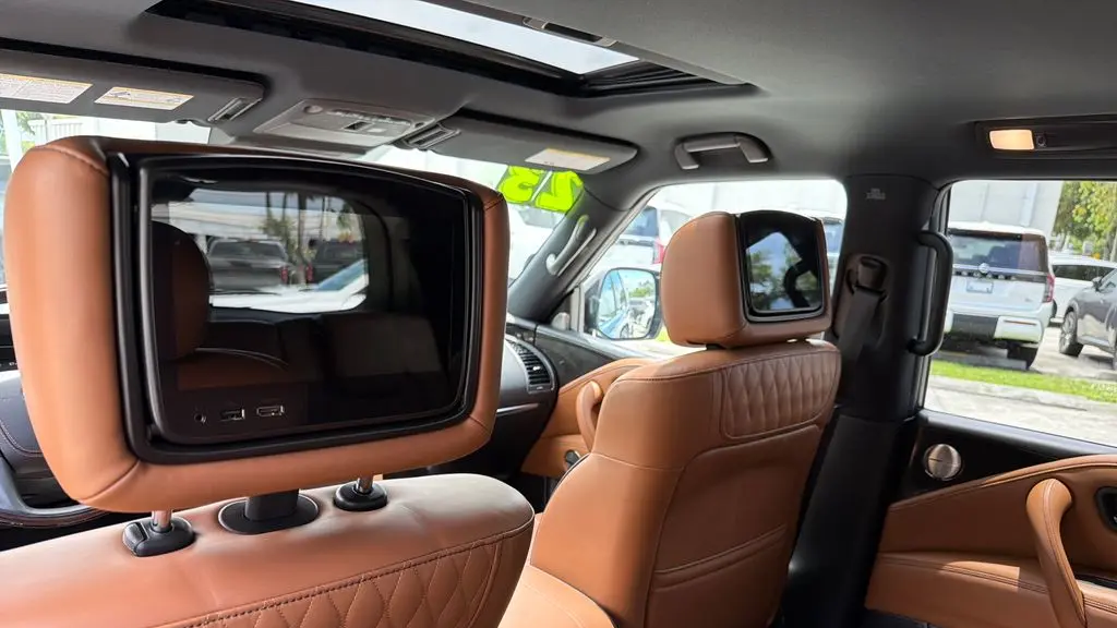 2023 INFINITI QX80 Sensory