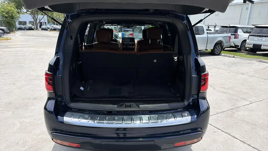 2023 INFINITI QX80 Sensory