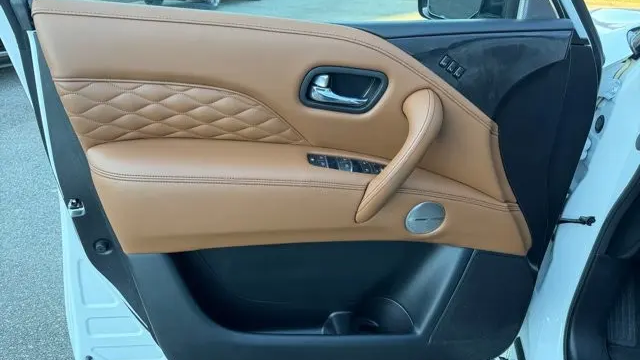 2024 INFINITI QX80 Sensory