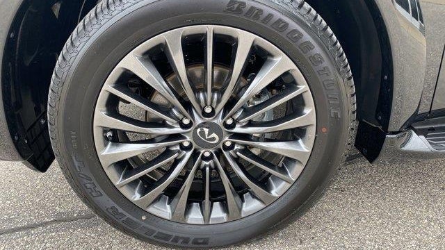 2023 INFINITI QX80 Sensory