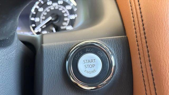 2021 INFINITI QX80 Sensory