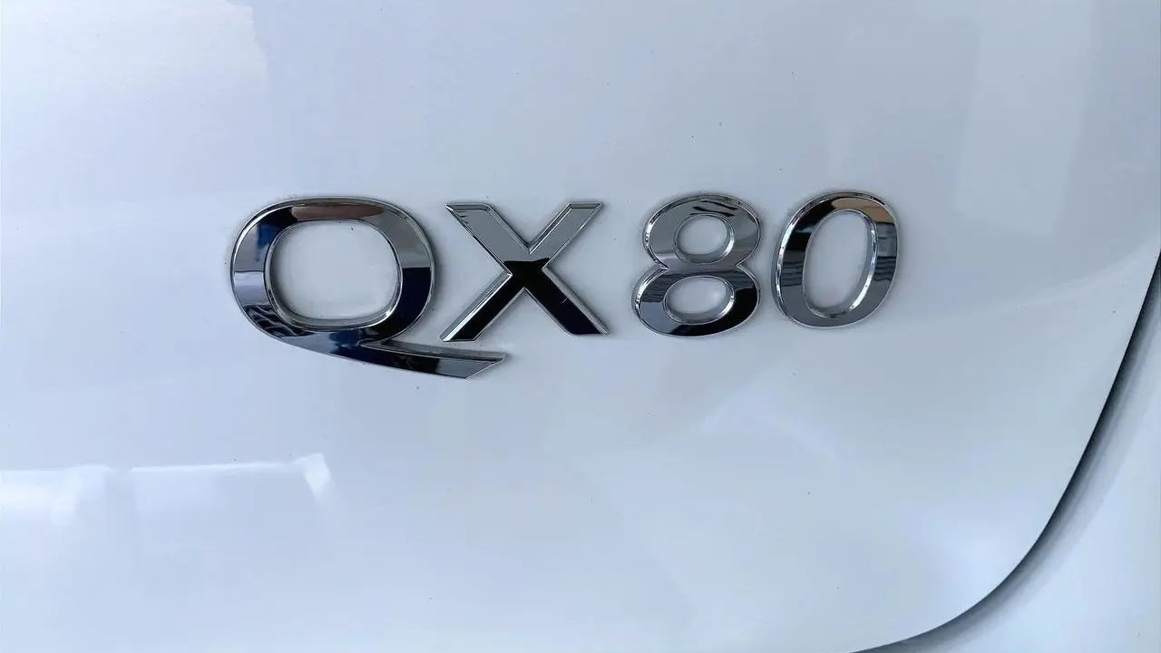 2023 INFINITI QX80 Sensory