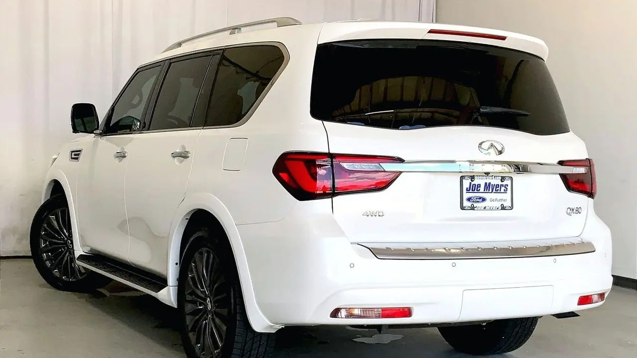 2023 INFINITI QX80 Sensory