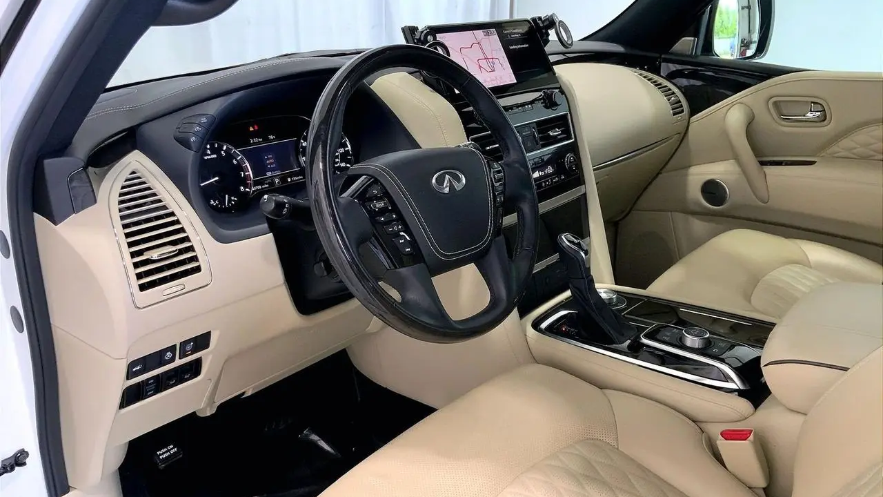 2023 INFINITI QX80 Sensory