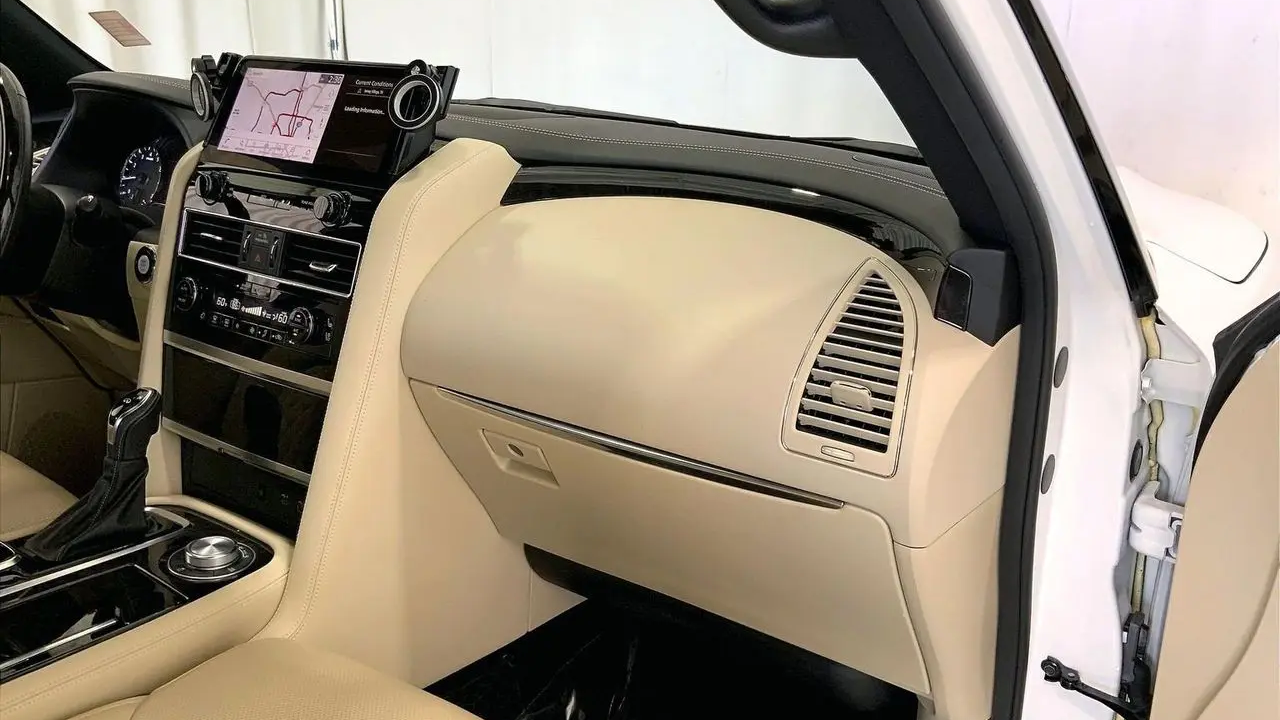 2023 INFINITI QX80 Sensory