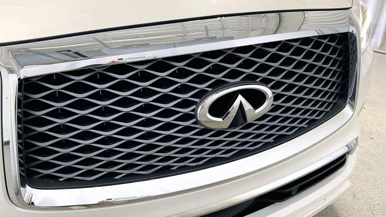 2023 INFINITI QX80 Sensory